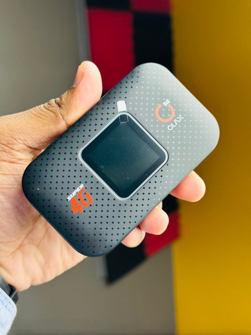 OLAX MF982 4G LTE Pocket Router – Black Color